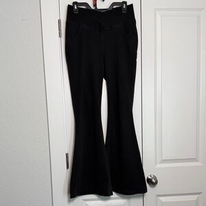HALARA Black Flare Pants
